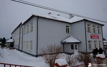 Zakończono termomodernizację Szkoły Podstawowej w Kostarowcach 37
