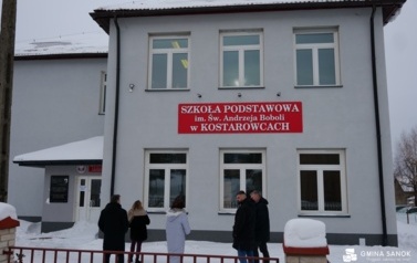 Zakończono termomodernizację Szkoły Podstawowej w Kostarowcach 41