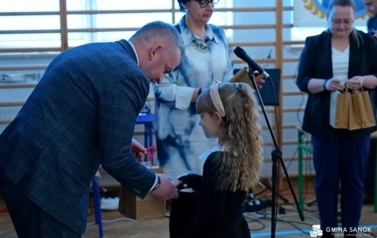 &bdquo;Spotkanie pokoleń&rdquo; z okazji Dnia Babci i Dziadka w Szkole Podstawowej w Dobrej 38