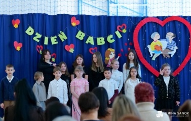 &bdquo;Spotkanie pokoleń&rdquo; z okazji Dnia Babci i Dziadka w Szkole Podstawowej w Dobrej 47