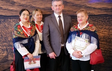 Uroczyste otwarcie Jubileuszowej 30. Wystawy Wielaknocnej w Gminie Sanok 11