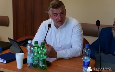 Wotum zaufania i absolutorium dla W&oacute;jta Gminy Sanok za wykonanie budżetu w 2025 roku! 2