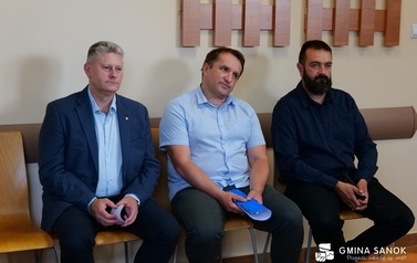 Wotum zaufania i absolutorium dla W&oacute;jta Gminy Sanok za wykonanie budżetu w 2025 roku! 8