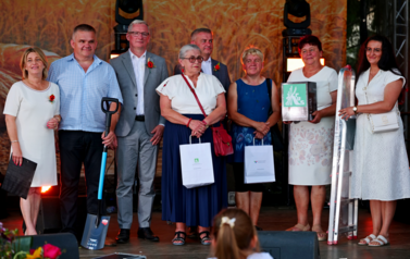 Doroczne święto plon&oacute;w, tradycji i wsp&oacute;lnej zabawy. Powiatowo-Gminne Dożynki w Czerteżu już za nami 39