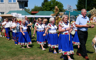 Doroczne święto plon&oacute;w, tradycji i wsp&oacute;lnej zabawy. Powiatowo-Gminne Dożynki w Czerteżu już za nami 176