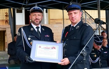 120 lat Ochotniczej Straży Pożarnej w Pakosz&oacute;wce. Pokolenia strażak&oacute;w ochotnik&oacute;w w służbie lokalnej społeczności 27