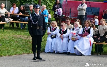 120 lat Ochotniczej Straży Pożarnej w Pakosz&oacute;wce. Pokolenia strażak&oacute;w ochotnik&oacute;w w służbie lokalnej społeczności 77