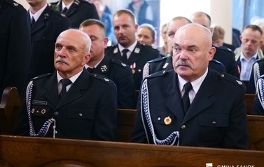 120 lat Ochotniczej Straży Pożarnej w Pakosz&oacute;wce. Pokolenia strażak&oacute;w ochotnik&oacute;w w służbie lokalnej społeczności 127