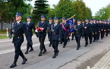 120 lat Ochotniczej Straży Pożarnej w Pakosz&oacute;wce. Pokolenia strażak&oacute;w ochotnik&oacute;w w służbie lokalnej społeczności 148