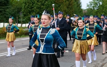 120 lat Ochotniczej Straży Pożarnej w Pakosz&oacute;wce. Pokolenia strażak&oacute;w ochotnik&oacute;w w służbie lokalnej społeczności 151