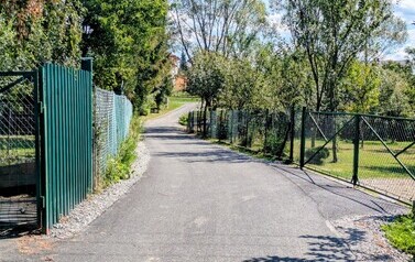 Niebieszczany droga gminna do WDK w kier. bud. nr 163