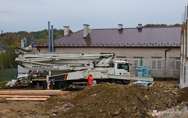 Kolejny etap rozbudowy Szkoły Podstawowej w Pakosz&oacute;wce 1