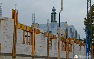 Kolejny etap rozbudowy Szkoły Podstawowej w Pakosz&oacute;wce 2