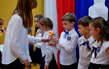 Szkoła Podstawowa w Kostarowcach - pasowanie na ucznia 22.10 (43)