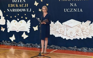 fot. Szkoła Podstawowa w Strachocinie - pasowanie na ucznia 14.10 (21)