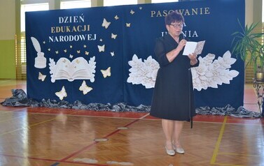 fot. Szkoła Podstawowa w Strachocinie - pasowanie na ucznia 14.10 (14)