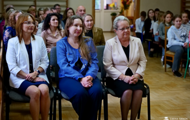 Szkoła Podstawowa w Srogowie G&oacute;rnym - pasowanie na ucznia 13.10 (1)