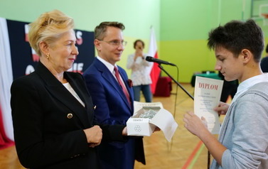 Konkurs "Wiedzy o Sejmie Rzeczypospolitej Polskiej" w Gminie Sanok - znamy laureat&oacute;w! 4