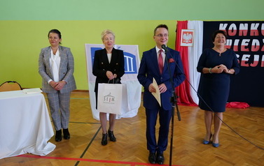 Konkurs "Wiedzy o Sejmie Rzeczypospolitej Polskiej" w Gminie Sanok - znamy laureat&oacute;w! 8