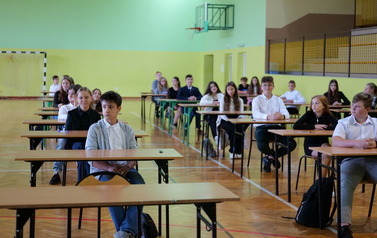 Konkurs "Wiedzy o Sejmie Rzeczypospolitej Polskiej" w Gminie Sanok - znamy laureat&oacute;w! 14