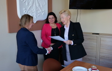 Nagrody W&oacute;jta Gminy Sanok z okazji Dnia Edukacji Narodowej wręczone! 1