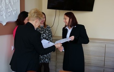 Nagrody W&oacute;jta Gminy Sanok z okazji Dnia Edukacji Narodowej wręczone! 3