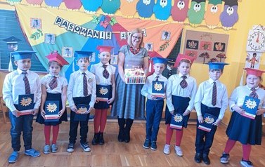 Pasowanie na ucznia w Szkole Podstawowej w Tyrawie Solnej 1