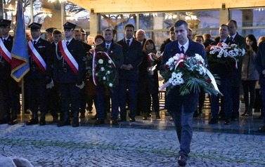 W Strachocinie odbyły się powiatowo-gminne obchody Narodowego Święta Niepodległości 25