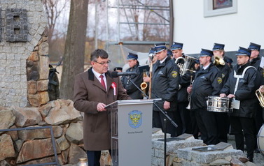 W Strachocinie odbyły się powiatowo-gminne obchody Narodowego Święta Niepodległości 55