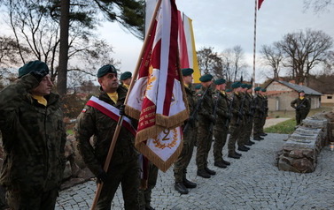 W Strachocinie odbyły się powiatowo-gminne obchody Narodowego Święta Niepodległości 64