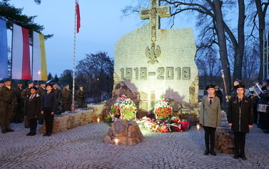 W Strachocinie odbyły się powiatowo-gminne obchody Narodowego Święta Niepodległości 127