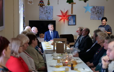 Wigilijne spotkanie w Domu Seniora w Mrzygłodzie 31