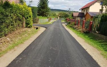 Pisarowce &ndash; droga gminna publiczna
