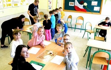 Piknik Edukacyjny z PROJEKTOREM w Szkole Podstawowej w Strachocinie 2