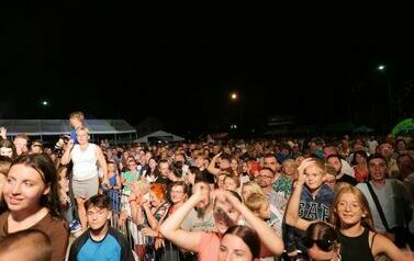 Liczna publiczność, wspaniała atmosfera i szalona zabawa podczas Święta Plon&oacute;w w Czerteżu! 8