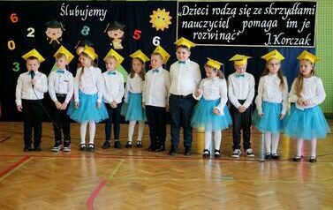 Szkoła Podstawowa w Niebieszczanach uczciła 250. rocznicę Komisji Edukacji Narodowej  53