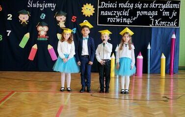 Szkoła Podstawowa w Niebieszczanach uczciła 250. rocznicę Komisji Edukacji Narodowej  58