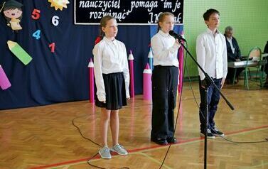 Szkoła Podstawowa w Niebieszczanach uczciła 250. rocznicę Komisji Edukacji Narodowej  60