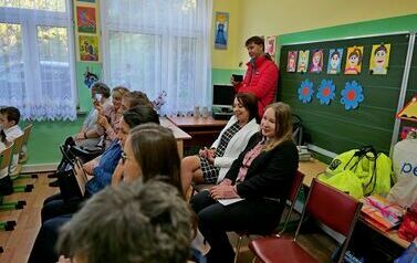 Filialna Szkoła Podstawowa w Czerteżu pasowała nowych uczni&oacute;w klasy pierwszej 41
