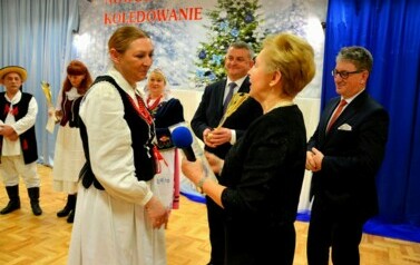 Noworoczne kolędowanie w Wiejskim Domu Kultury w Pakosz&oacute;wce 9