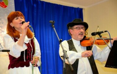 Noworoczne kolędowanie w Wiejskim Domu Kultury w Pakosz&oacute;wce 39