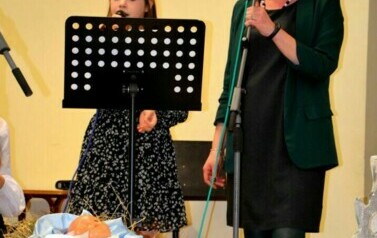 Noworoczne kolędowanie w Wiejskim Domu Kultury w Pakosz&oacute;wce 45