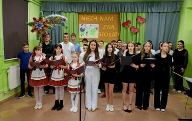 Dzień Babci i Dziadka w Szkole Podstawowej w Falej&oacute;wce 14