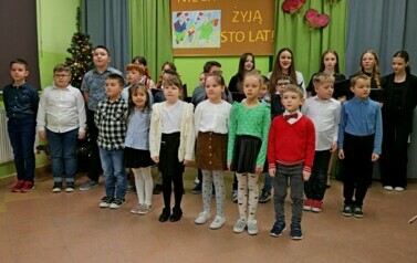 Dzień Babci i Dziadka w Szkole Podstawowej w Falej&oacute;wce 19