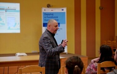 W Zabłotcach odbyło się szkolenie pn. "Programy wsparcia i źr&oacute;dła finansowania inwestycji EE i OZE" 7