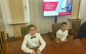 Wielki sukces Szkoły Podstawowej w Pakosz&oacute;wce! Uczniowie w finale programu FINANSOAKTYWNI Ministerstwa Finans&oacute;w 11