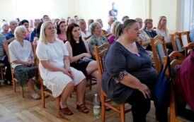 Spektakl "Podr&oacute;ż w czasie" pełen wzruszeń i wspomnień 58