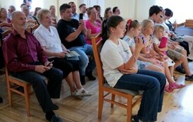 Spektakl "Podr&oacute;ż w czasie" pełen wzruszeń i wspomnień 59