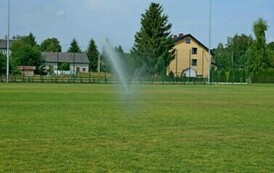 STRACHOCINA boisko piłkarskie LKS G&oacute;rnik (8)