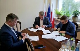 Umowa z wykonawcą na utworzenie przedszkoli w Jurowcach i Niebieszczanach podpisana! 4